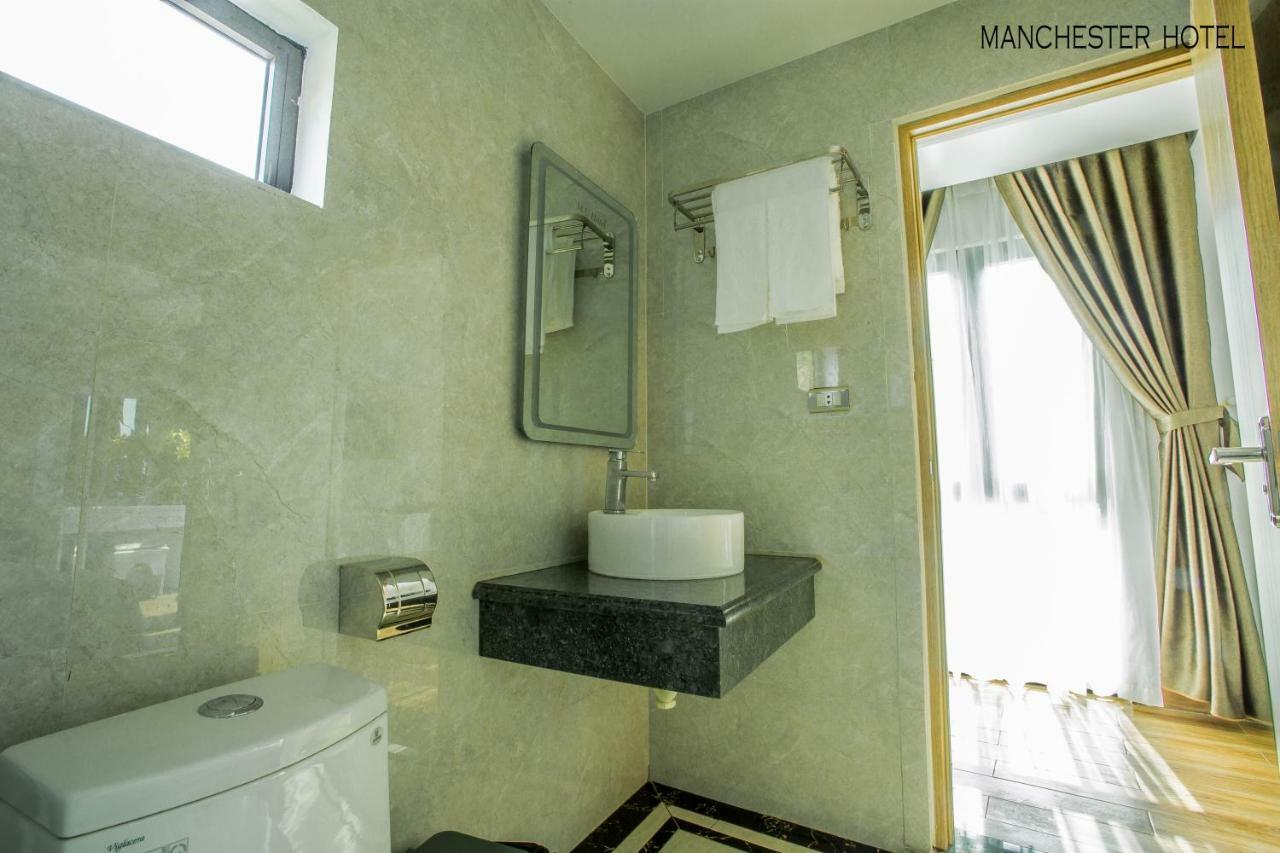 Manchester Hotel Ha Long Exterior foto